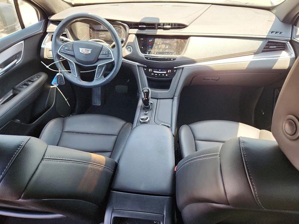 2024 CADILLAC XT5 Luxury