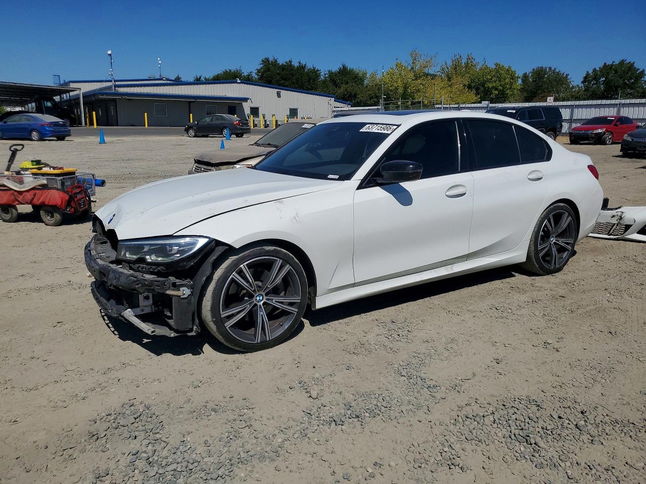 2021 BMW 330XI xDrive — Front 3/4