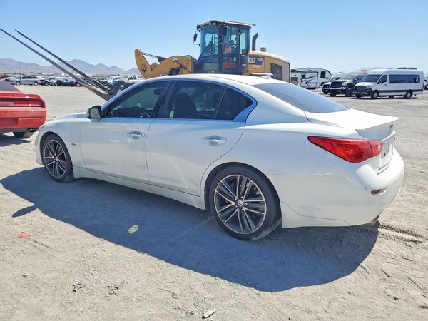 2016 INFINITI Q50