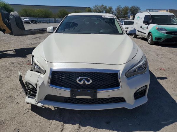 2016 INFINITI Q50