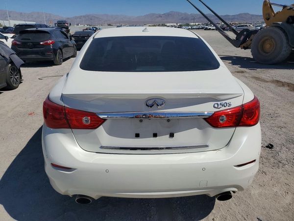2016 INFINITI Q50
