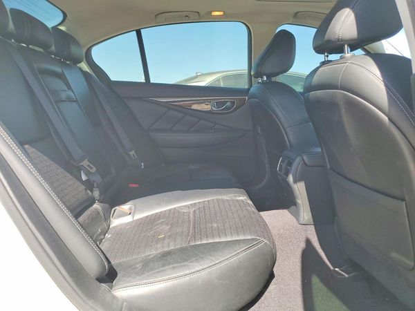 2016 INFINITI Q50