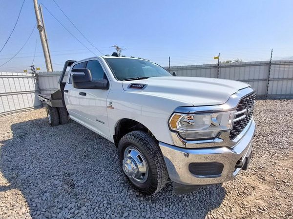 2024 RAM 3500 CREW CAB CHASSIS 4X4