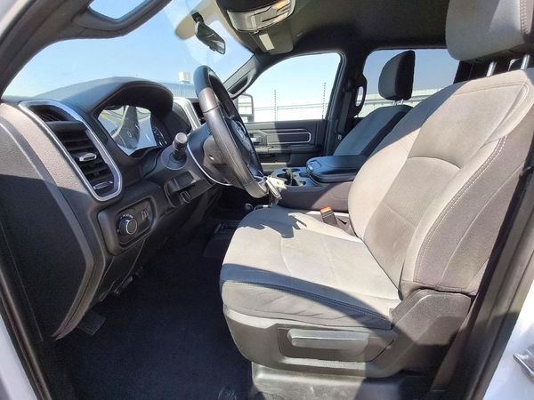 2024 RAM 3500 CREW CAB CHASSIS 4X4