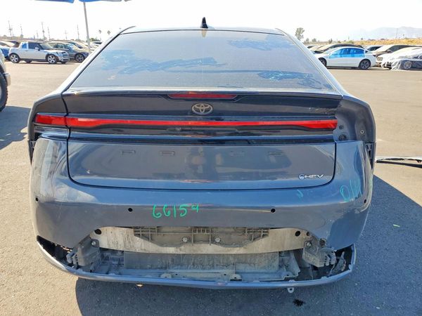 2024 TOYOTA PRIUS