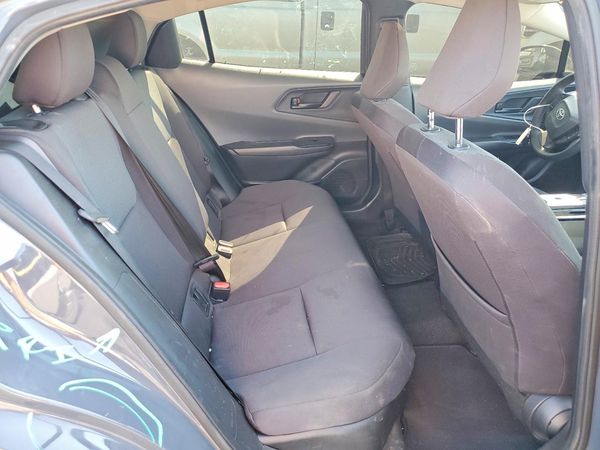 2024 TOYOTA PRIUS