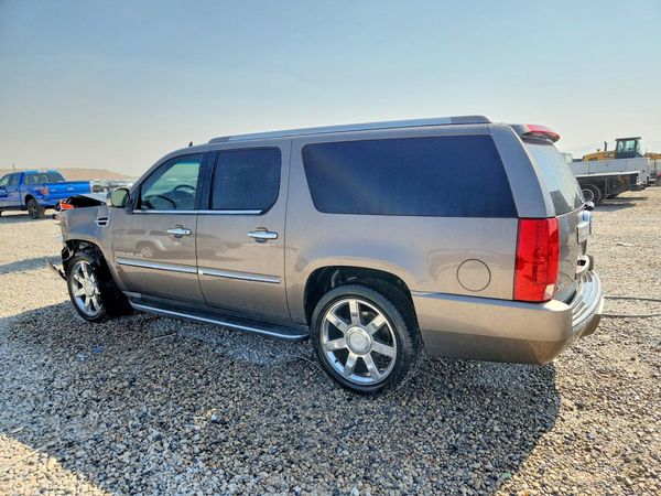 2012 CADILLAC ESCALADE