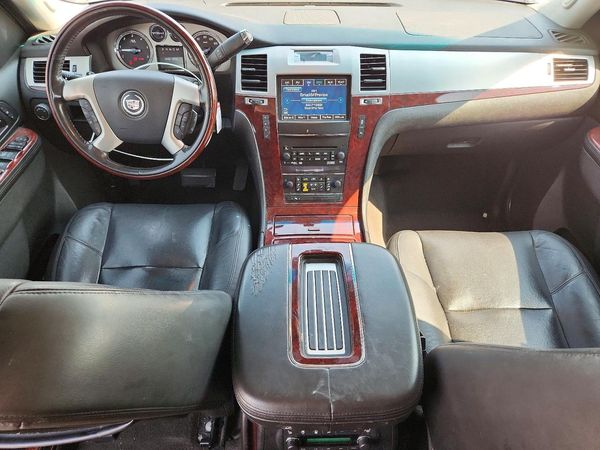 2012 CADILLAC ESCALADE