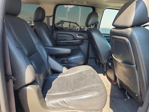 2012 CADILLAC ESCALADE