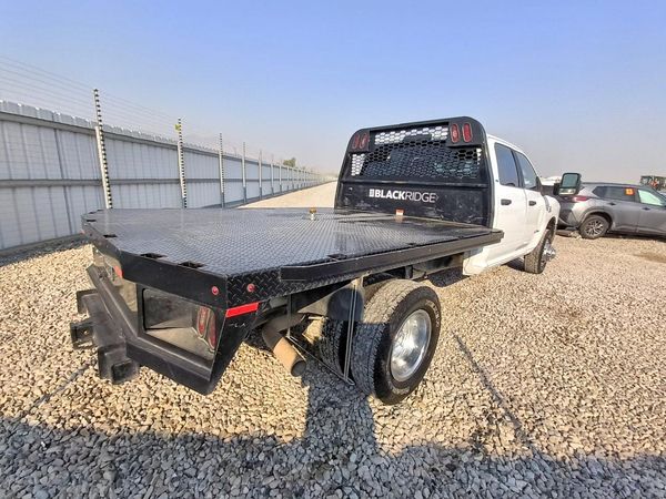 2024 RAM 3500 CREW CAB CHASSIS 4X4