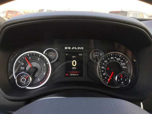 2024 RAM 3500 CREW CAB CHASSIS 4X4