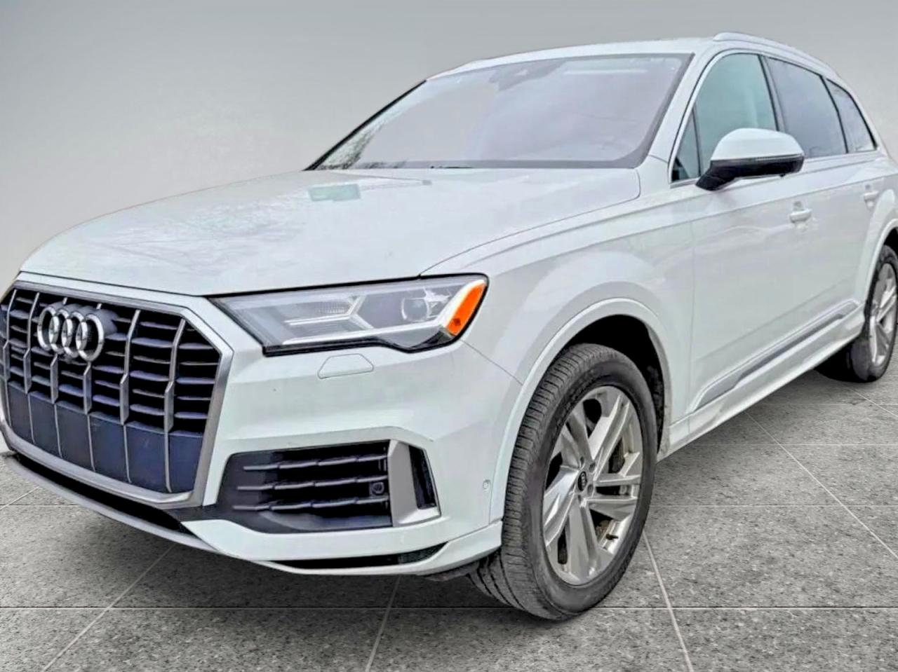2021 AUDI Q7 quattro Premium Plus