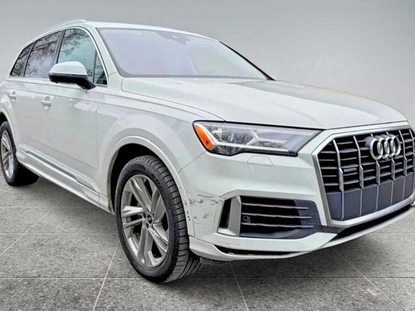 2021 AUDI Q7 quattro Premium Plus