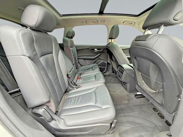 2021 AUDI Q7 quattro Premium Plus