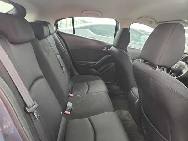2015 MAZDA 3 Sport/GX