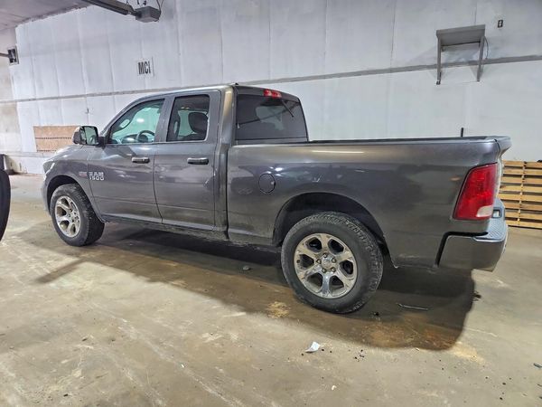 2016 RAM 1500 ST QUAD CAB 4X4