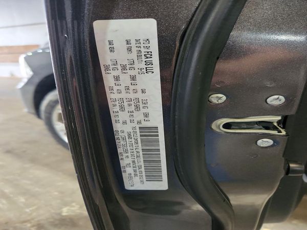 2016 RAM 1500 ST QUAD CAB 4X4