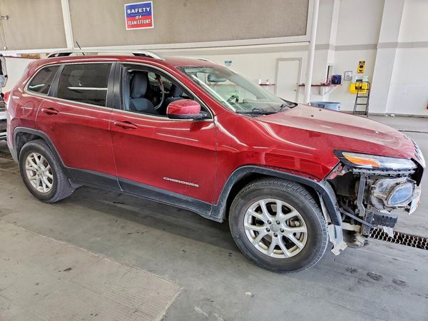 2015 JEEP CHEROKEE LATITUDE 4X4