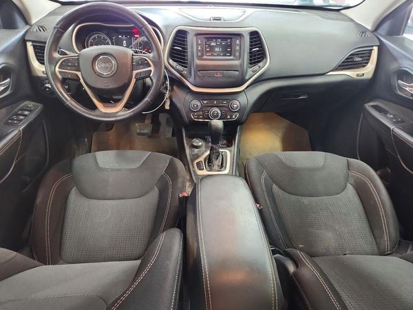 2015 JEEP CHEROKEE LATITUDE 4X4