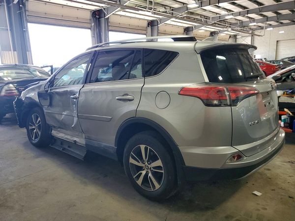 2018 TOYOTA RAV4 Adventure/XLE