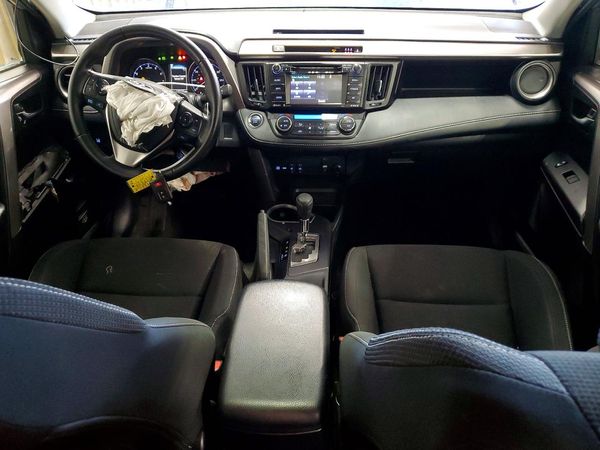 2018 TOYOTA RAV4 Adventure/XLE