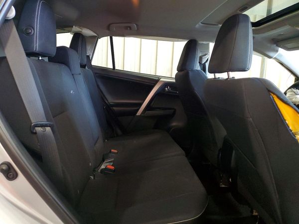2018 TOYOTA RAV4 Adventure/XLE