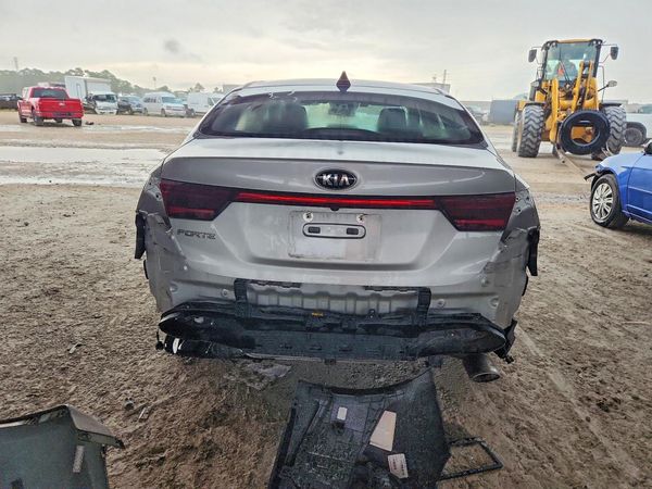 2021 KIA FORTE FE, LXS