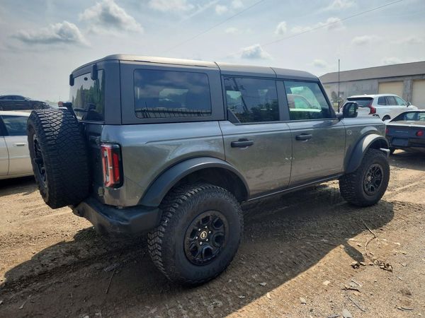 2022 FORD BRONCO