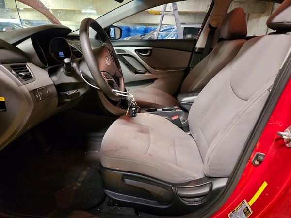 2016 HYUNDAI ELANTRA