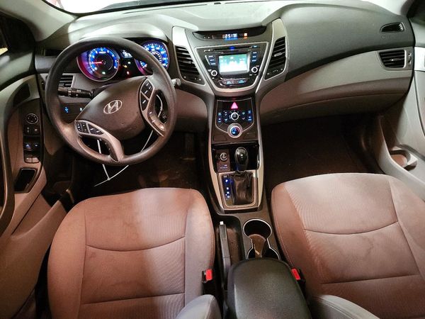 2016 HYUNDAI ELANTRA