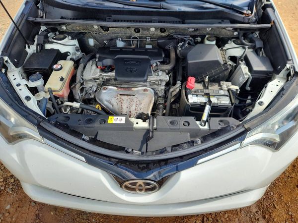 2017 TOYOTA RAV4 XLE
