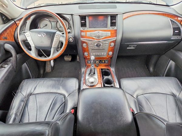 2016 INFINITI QX80
