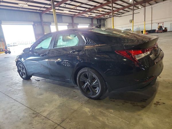 2022 HYUNDAI ELANTRA