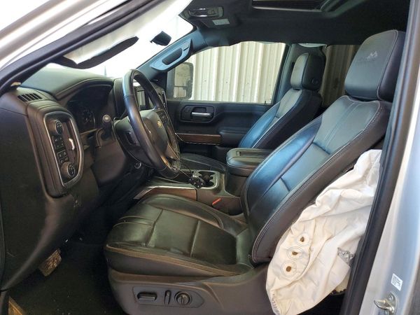 2021 CHEVROLET SILVERADO High Country