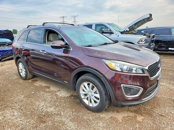 2016 KIA SORENTO L / LX