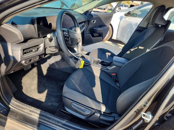 2026 KIA K4 LX, LXS