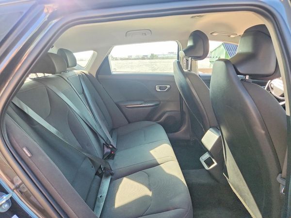 2026 KIA K4 LX, LXS