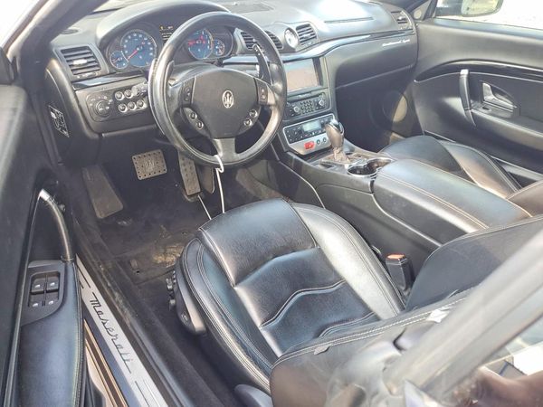 2012 MASERATI GRANTURISMO