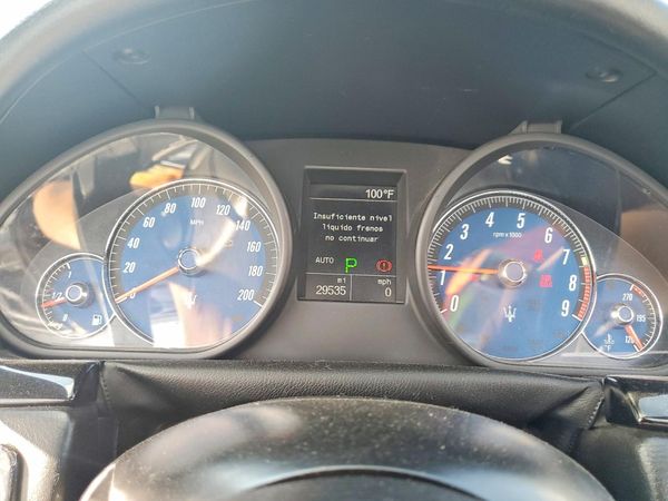 2012 MASERATI GRANTURISMO