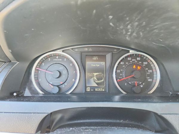 2016 TOYOTA CAMRY