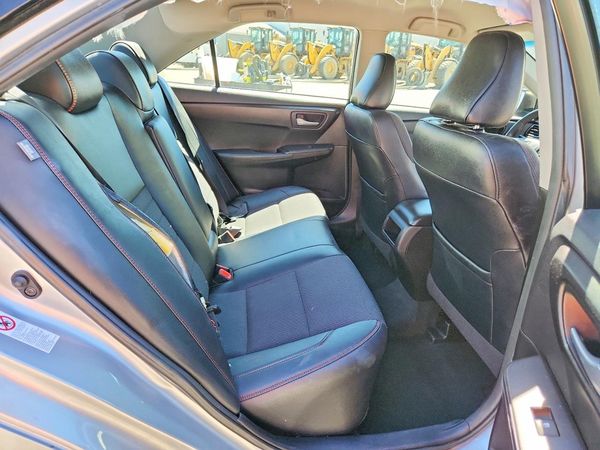 2016 TOYOTA CAMRY