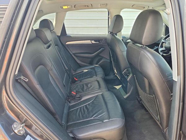 2017 AUDI Q5 quattro Premium Plus