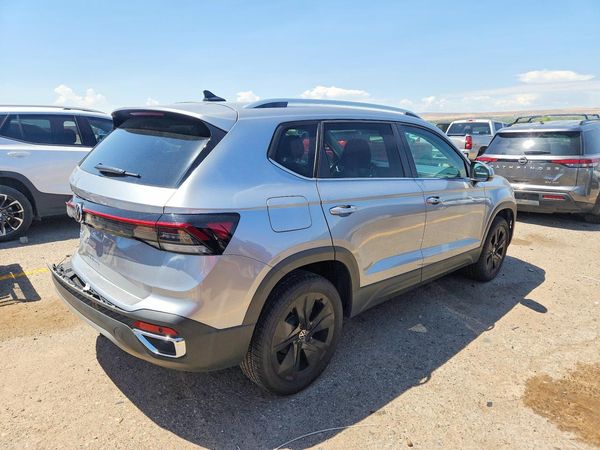 2025 VOLKSWAGEN TAOS SE