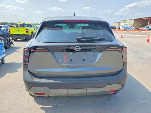 2026 NISSAN KICKS