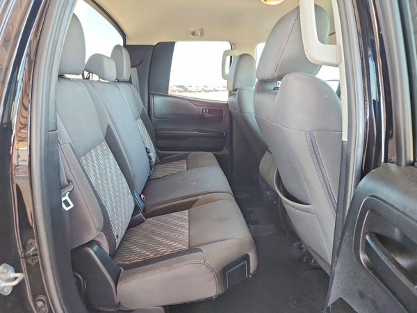 2021 TOYOTA TUNDRA SR5 grade