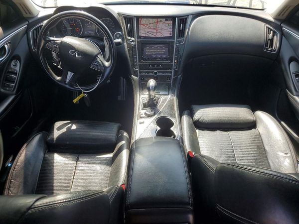 2015 INFINITI Q50