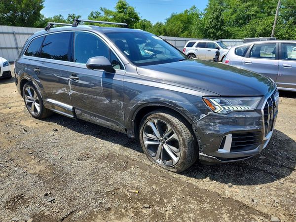 2020 AUDI Q7 quattro Prestige
