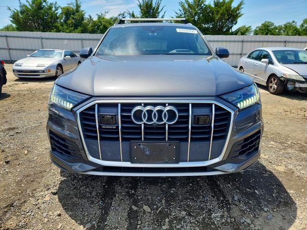 2020 AUDI Q7 quattro Prestige