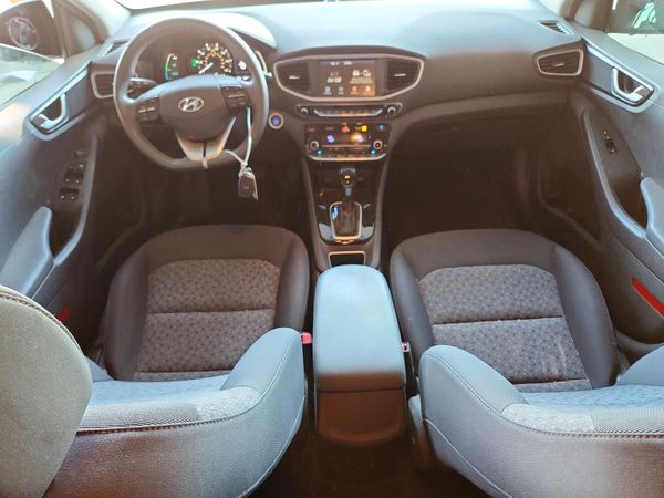 2019 HYUNDAI IONIQ Blue (HEV)