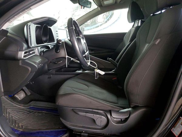 2021 HYUNDAI ELANTRA Blue